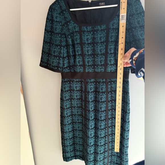 Alex Marie Dress Womens 8 Blue Black Scoop Neck MIDI Short Sleeve Back Zip Lined - Picture 9 of 10